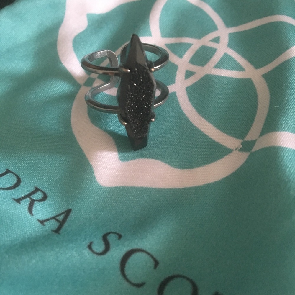 Black stone Kendra Scott ring